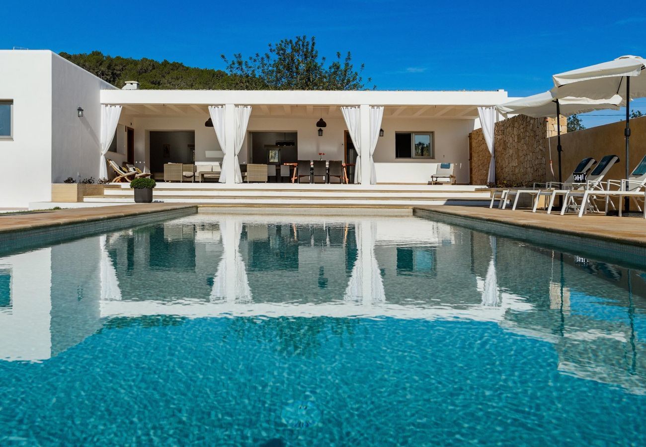 Villa in Santa Gertrudis - Casa Buena