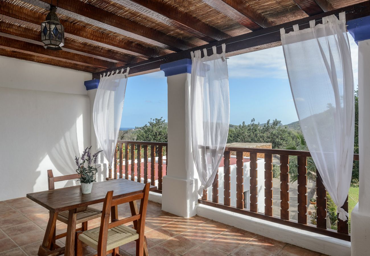 Villa in San Carlos/ Sant Carles de Peralta - Villa Indy