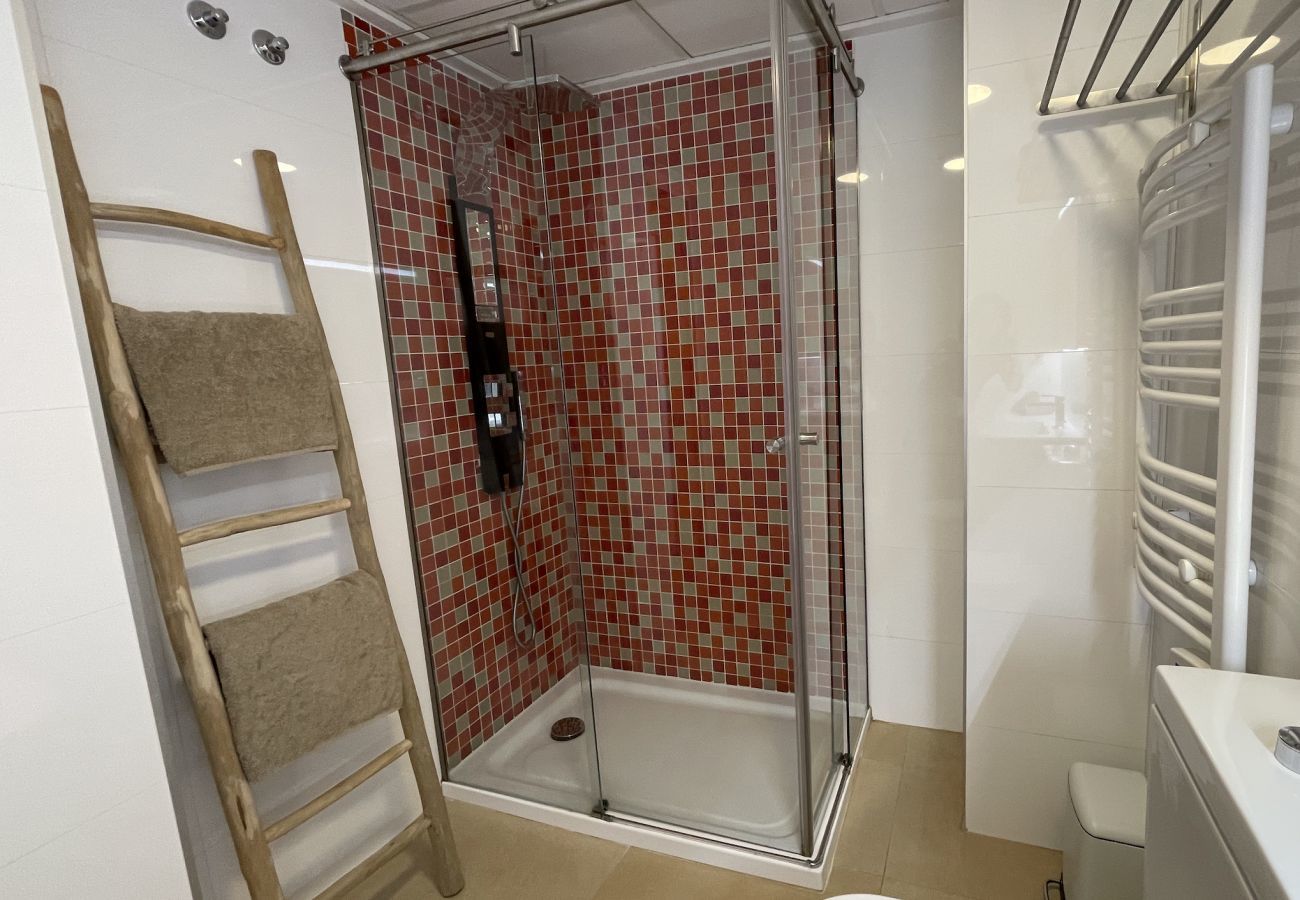 Apartment in Moraira - Casita Travel | Beach Apartment Marjaleta Moraira