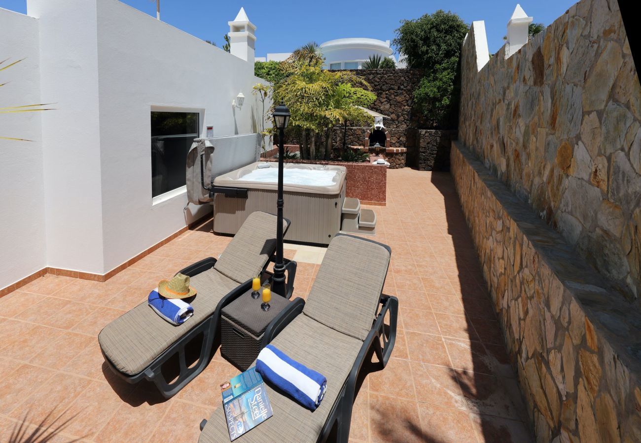 Villa in Puerto del Carmen - Villa Abby Villa in Puerto del Carmen - Villa Abby