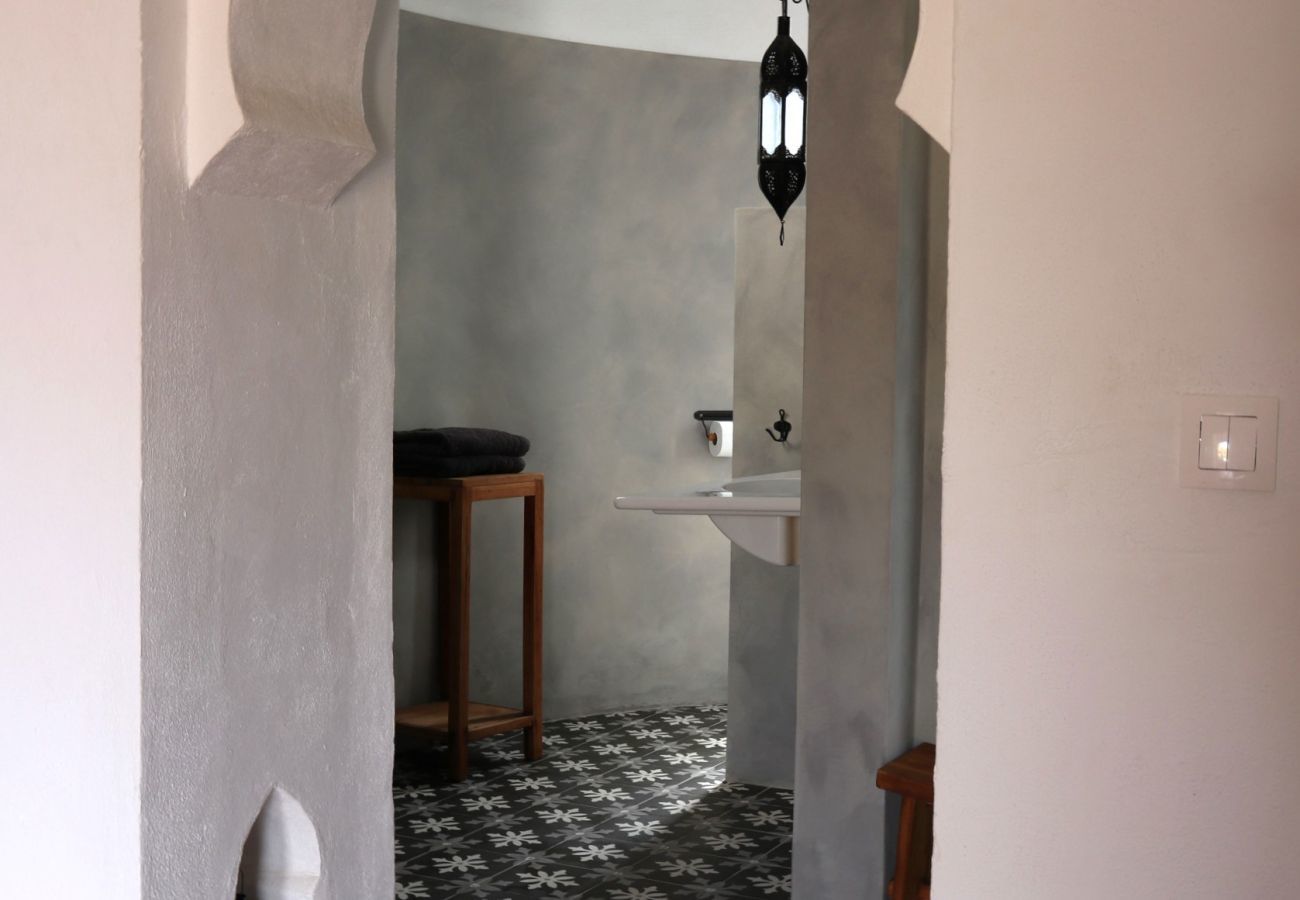 bedroom with bathroom bedroom for 2 persons with bathroom