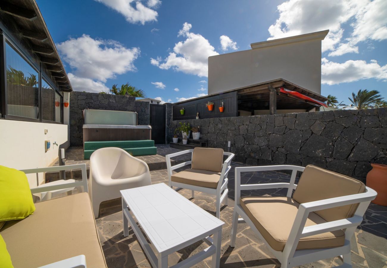 Villa in Playa Blanca - Villa Fresa Villa in Playa Blanca - Villa Fresa