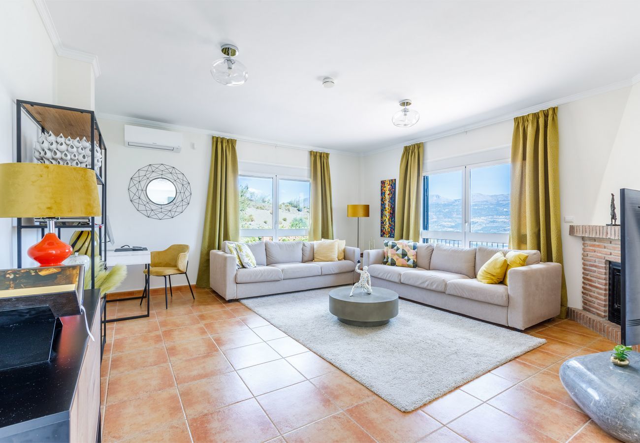 Villa in Viñuela - Villa Los Soldados