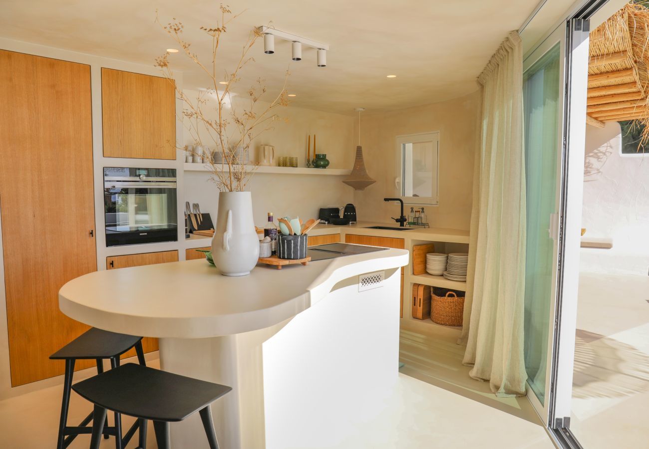 Luxury open kitchen with bar Villa in Benissa - Casita Travel | Villa La Madrugada