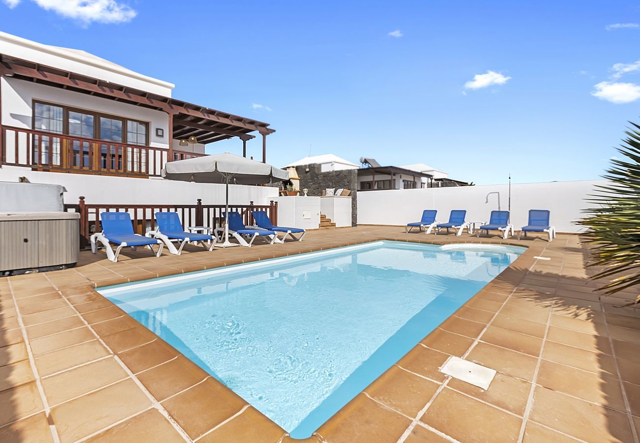 Villa in Playa Blanca - Villa Rose II Villa in Playa Blanca - Villa Rose II