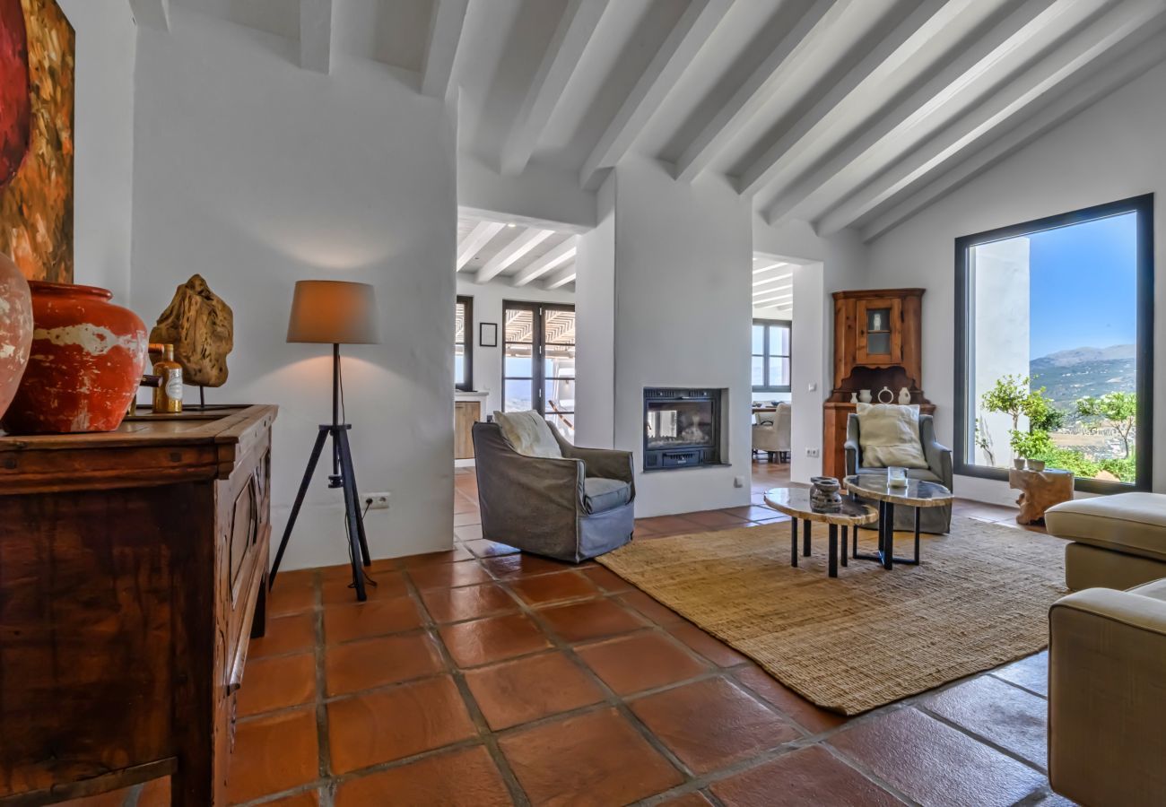 Villa in Canillas de Aceituno - Casa Vista Serena Villa in Canillas de Aceituno - Casa Vista Serena