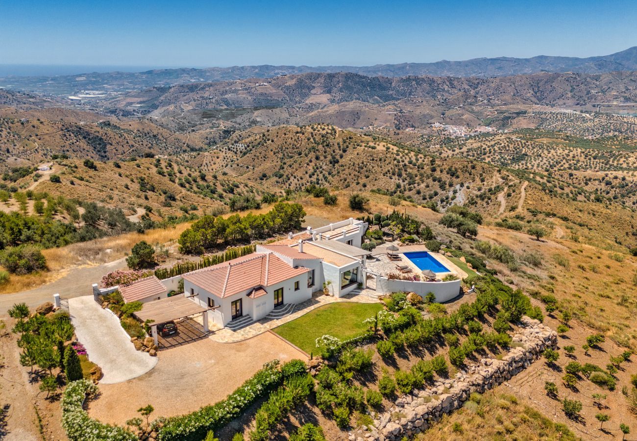 Villa in Canillas de Aceituno - Casa Vista Serena Villa in Canillas de Aceituno - Casa Vista Serena