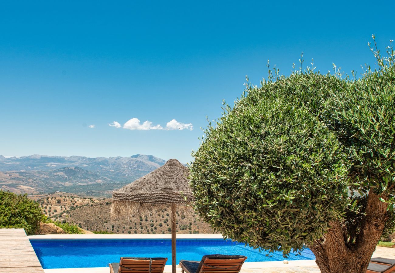Villa in Canillas de Aceituno - Casa Vista Serena Villa in Canillas de Aceituno - Casa Vista Serena