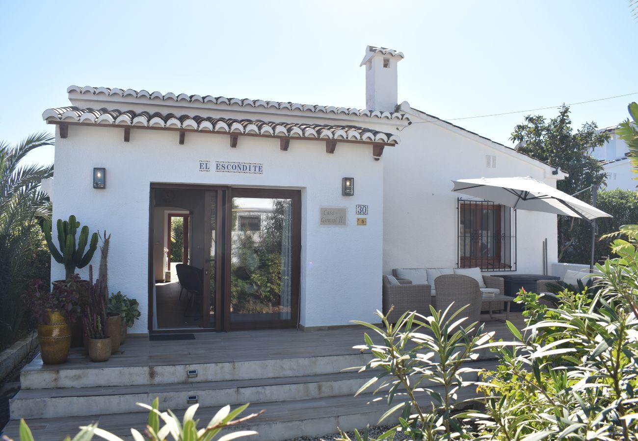 House in Moraira - Casita Travel  | Casa Girasol